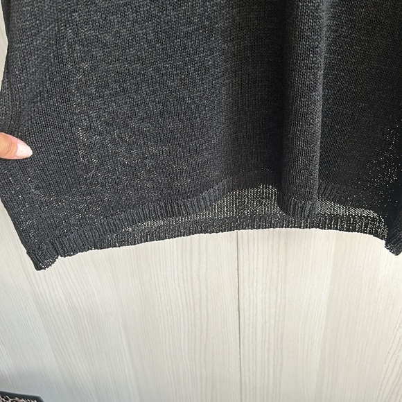 Vintage Holt Rendrew Rayon Blend semi sheer light weight sweater V-Neck size M - Picture 5 of 6